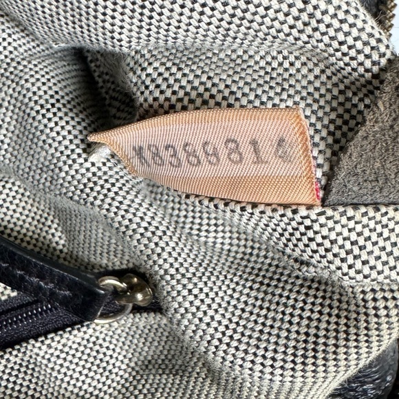 Dooney & Bourke Mary Hobo Bag Black Pebbled Leather Shoulder Purse Handbag Vtg - Picture 13 of 14